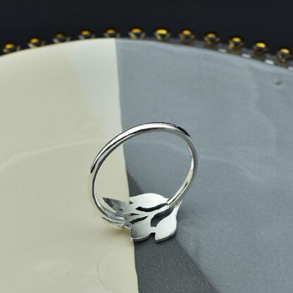 Autumn Leaf Elegance Napkin Ring - Image 5